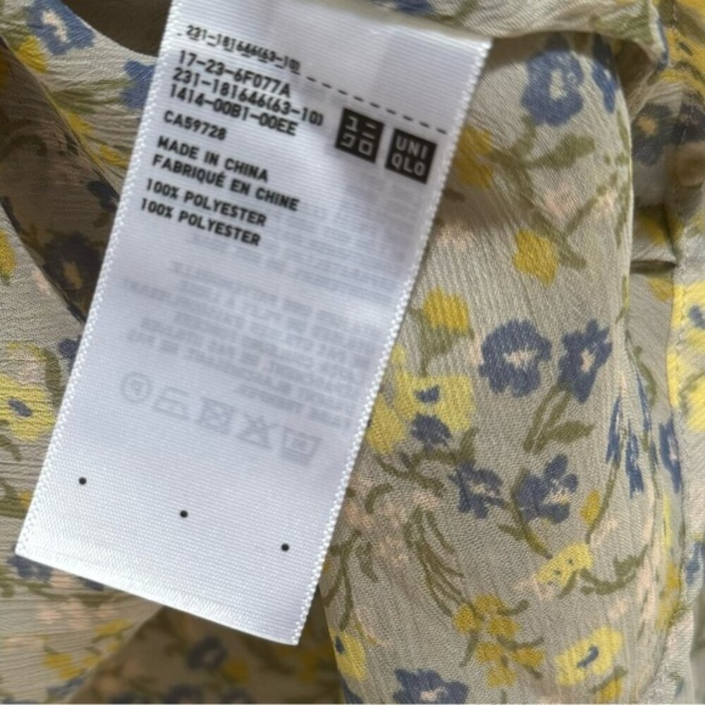 Uniqlo NEW Floral Lightweight Semi Sheer Bell Sleeve Flowy Blouse Top Peplum L - Picture 11 of 16